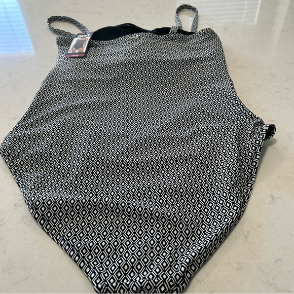 NWT DKNY Geometric Patterned Women’s One Piece Swimsuit - Picture 10 of 15